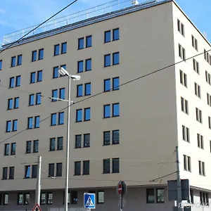 https://grand-hotel-empire-frankfurt.hotelsheidelberg.net